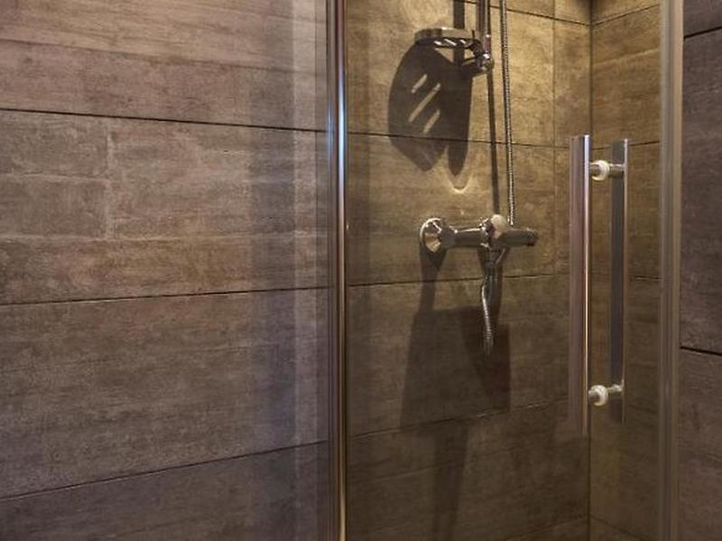 5E1E95B7CFB27FE69B1DB6D5C25DB215