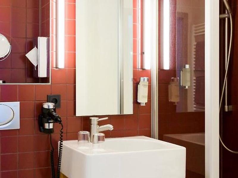 8D29AFB7BB74212770140820FF8A441C