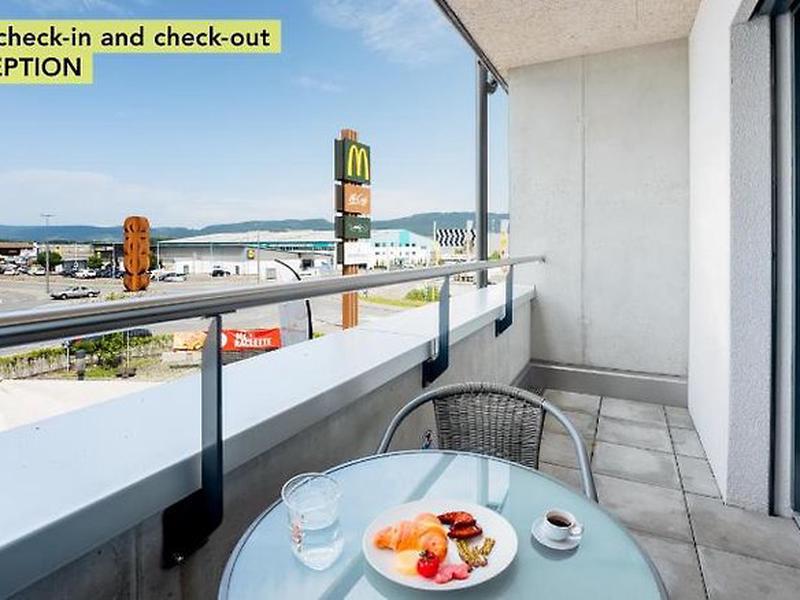 55D4B1AA6F16B8270707C8AE59FE8698