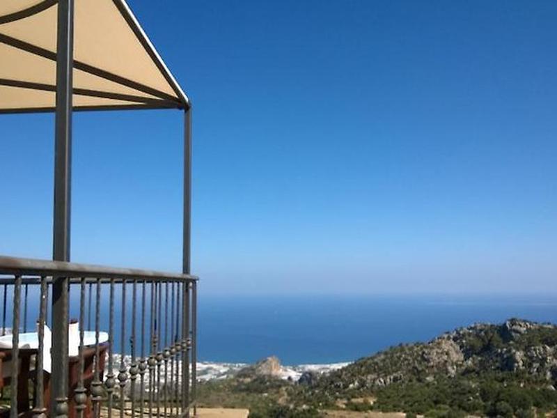 3A16FCB6EF79D0FACA181984A2AD5DCA