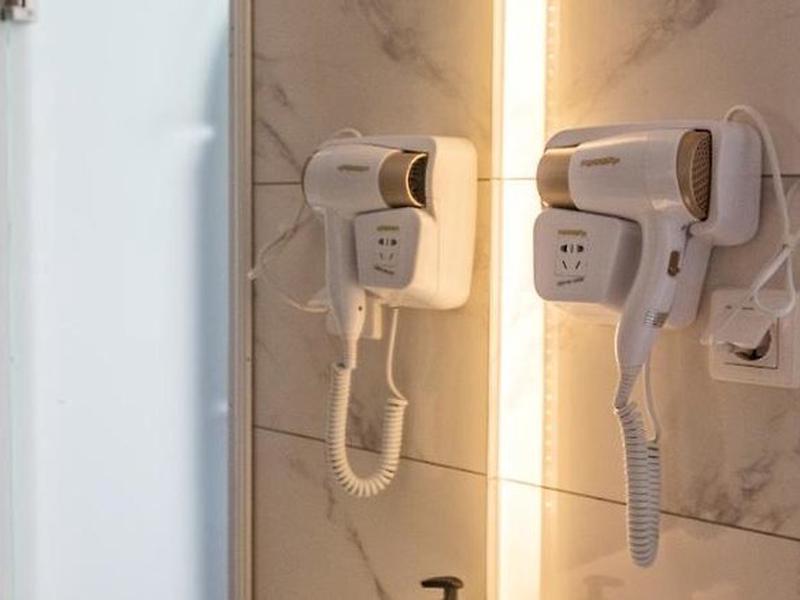 169E3EF19B7D0650620AF18773BD0F83