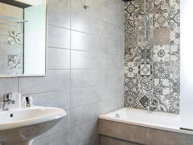 Three Stars Luxury Villas