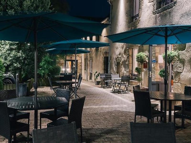 255B3C8A272A79CB582848DD742C6891