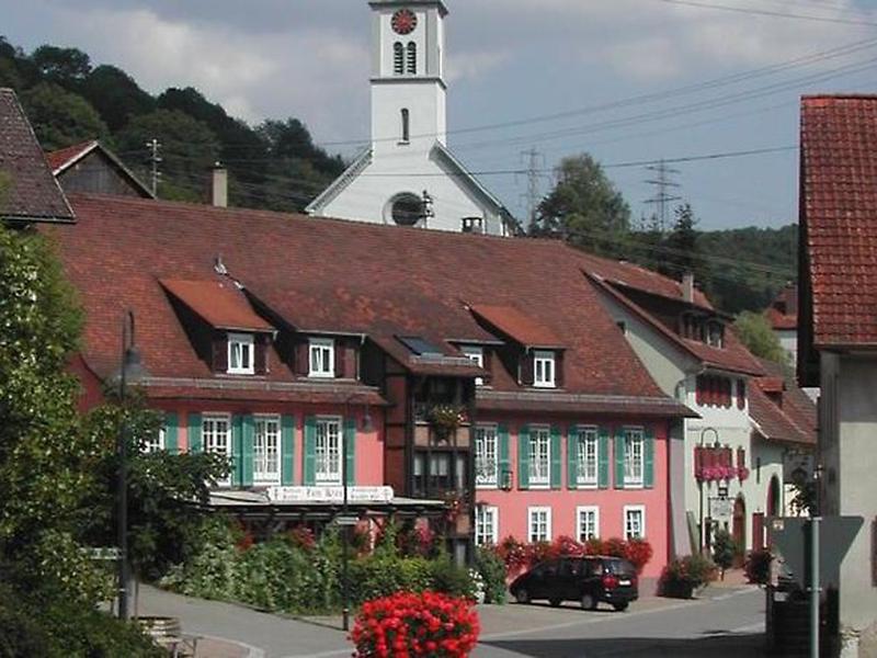 C165BCF04E9C663E97FEE3D21F45A8F9