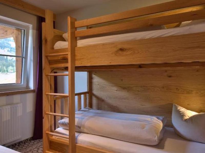 7F077608048C6355A756688D3B4D6DAC