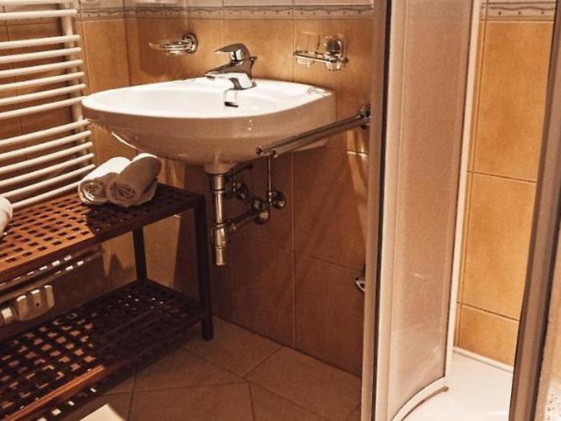 70F780A1959C31AA3D1C32DF168CF233