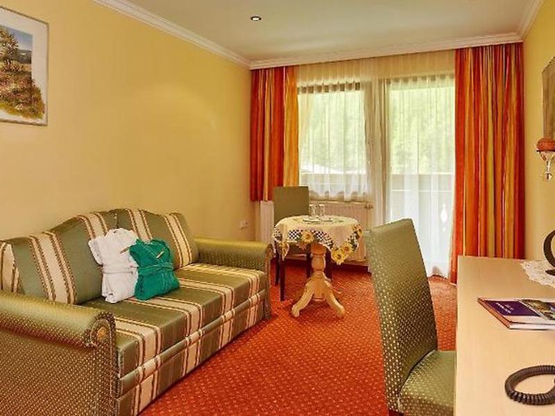 A73848BA95A9C8B7262AEA6F8E608824