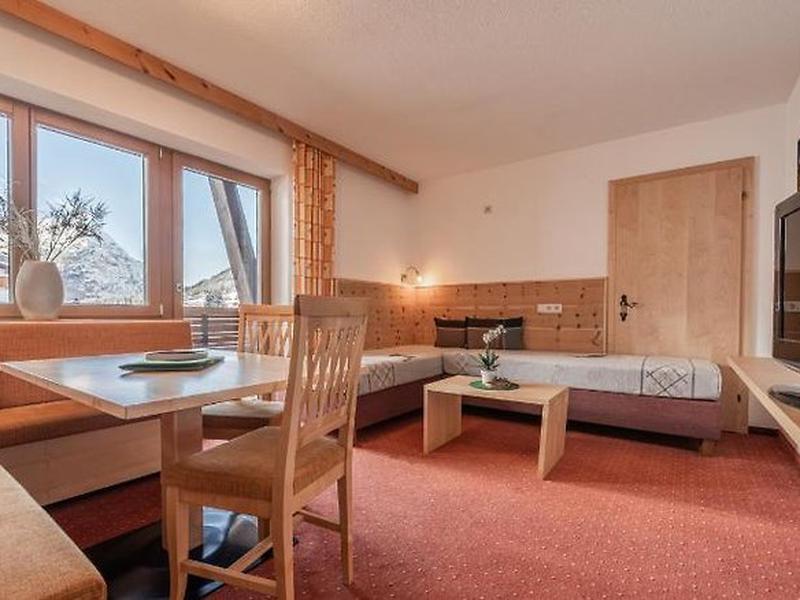 9B7D62A29AD6A5481EDA6ECCAB177042