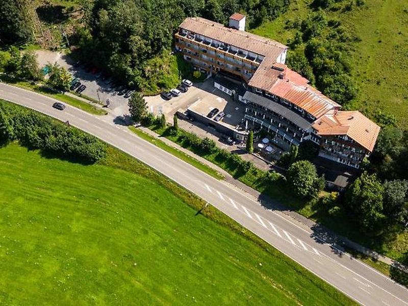 E6B59A4462EF7F4462E816C0EF5EA8AA