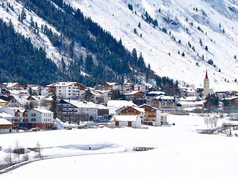 F5B9A7D3DAA3B06C3B2D75CF12529666