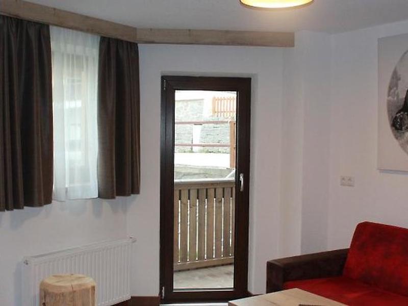 E79C38BF73790DD3C7FE9CBBD344C488