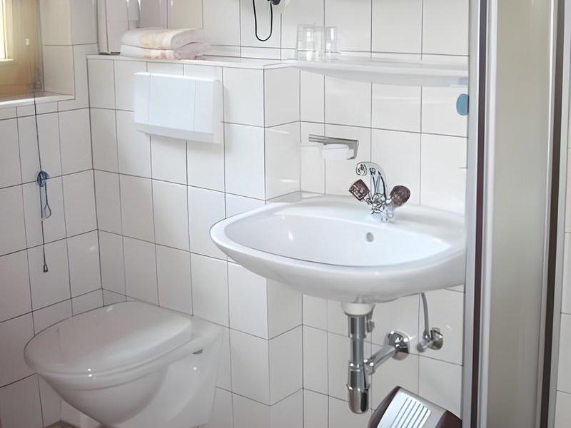 E37E9D67A96A5B451F9E4BD6236F5DE7