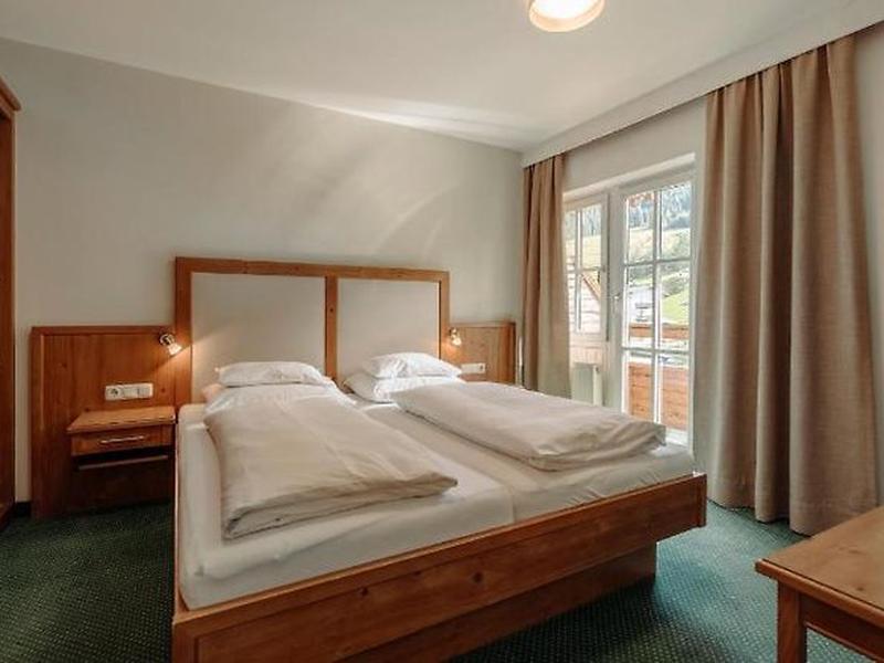 14D895CDDF0625700C17C2F595F4CDF6