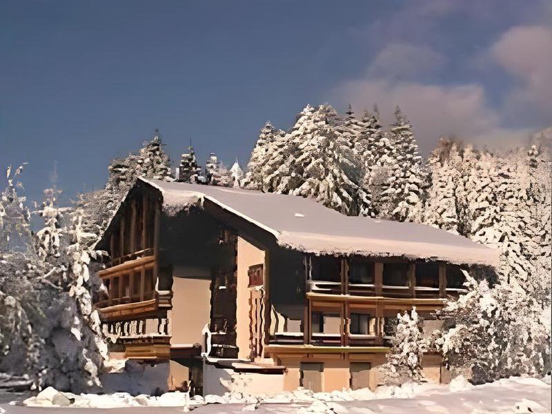 1790230393D1E6BCB24CB750731A3342