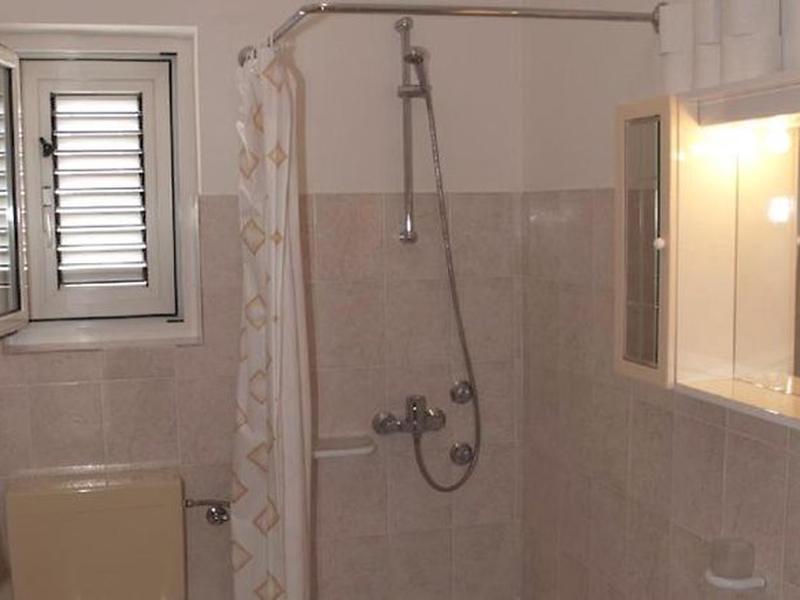 FB485655D63DEE09B92B8E5A816FFC85