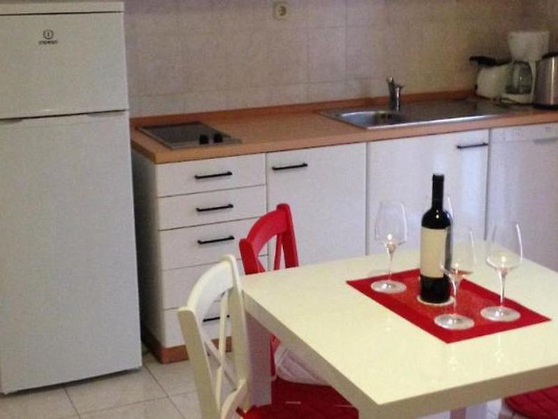 D87CF47D6820E0C2E416A560ABC94F1A