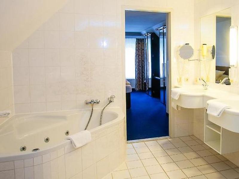 9C56B69650FD18CDC22C381688849CEE