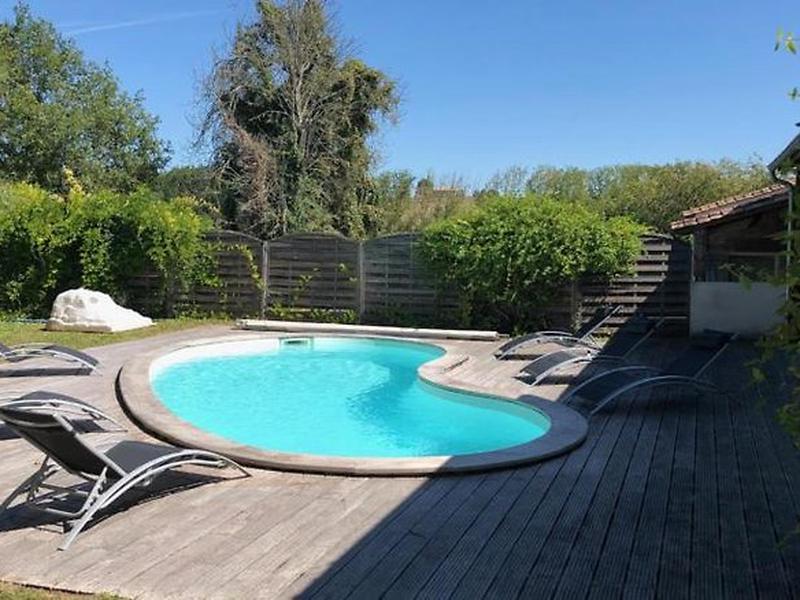 FB4AB098632D2832DCD62055B4F58D0F