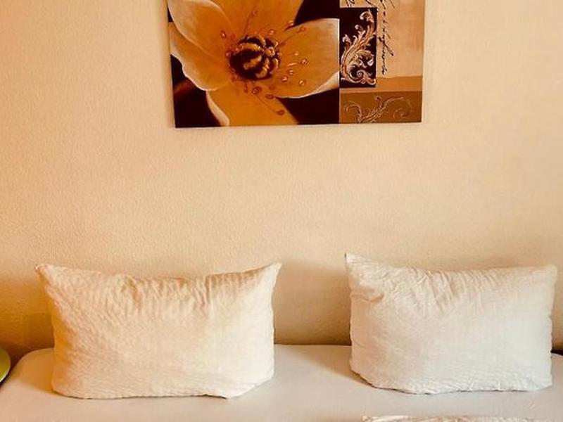 89F19E3F6E6B683759B4EBA01AE4C8C6