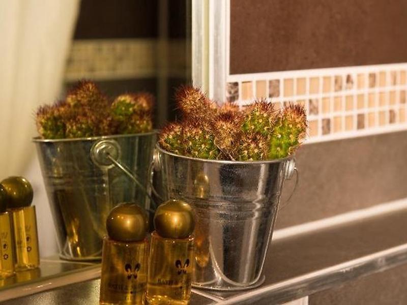 EAC8479D8B9FDBAA389EC3C9880BD987