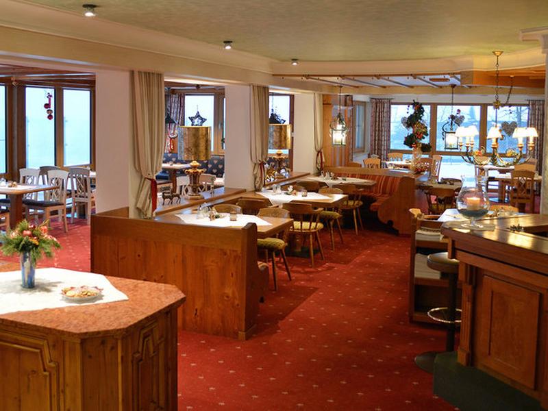 A0B9E28DD211B5F9A62D0D6EEE91D5BB