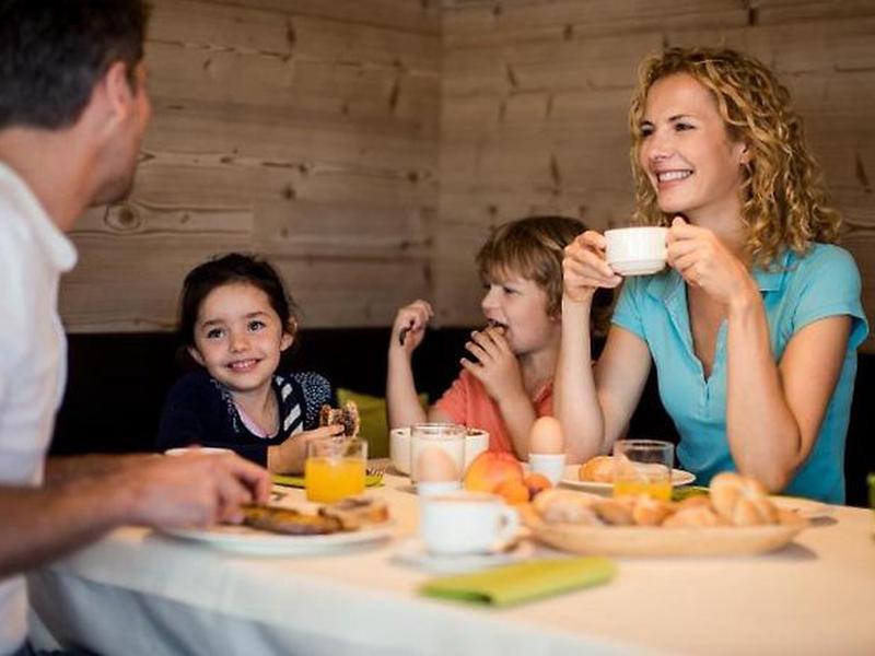 B85C9D63AAC89580EB0A18F336E2FFC6