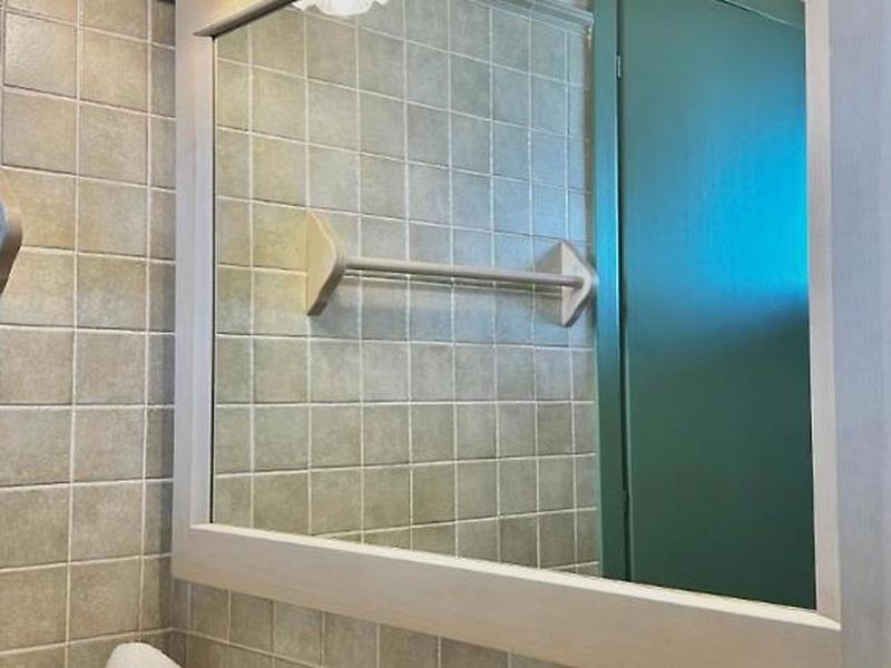 C0CB370AF553E673E62FC9D7545401CA