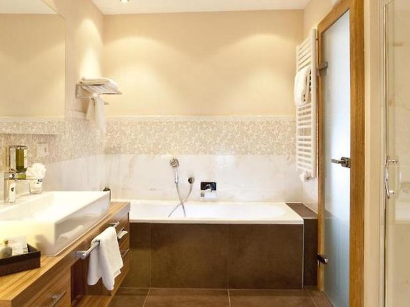 BB06D051132E600EDD4E8C1F2F9ACA86