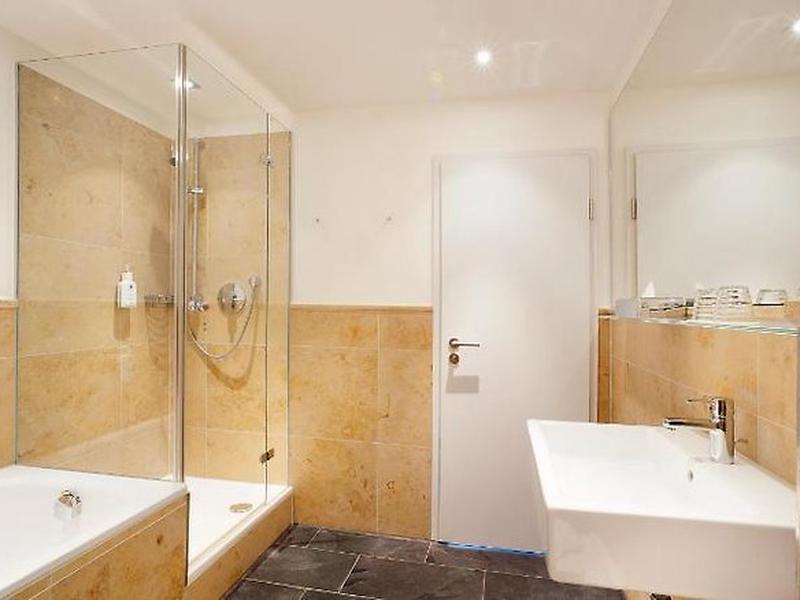 5713AE0777E5FA8253861A8B11C8C3E1