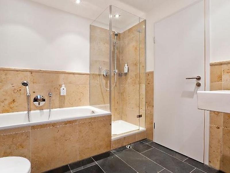 C22371F6B48C1E6737B41857B659802D