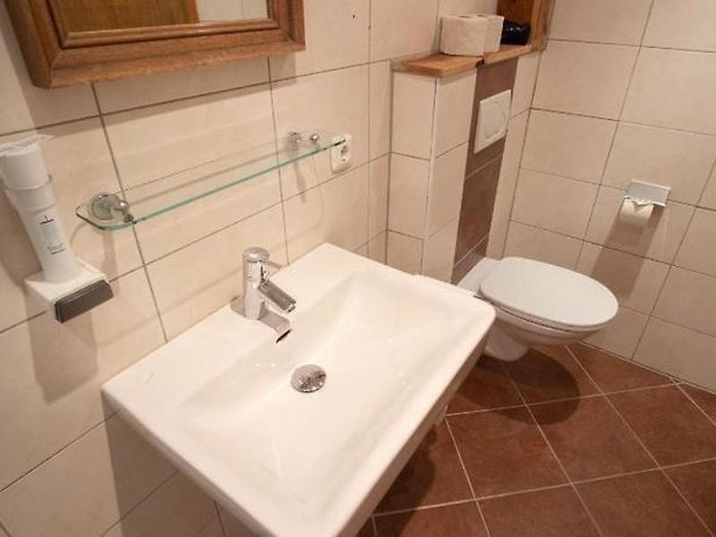 7C27DC1A014265A765DEC4F235166C50