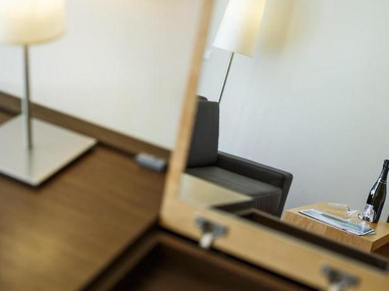 E2A2D2E4A0D3AA1F949D5541F2AD7678