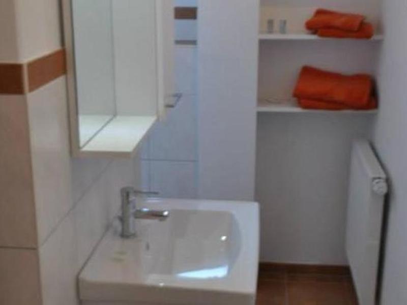 AED731B6BCE3BC96381C49D4649BF341