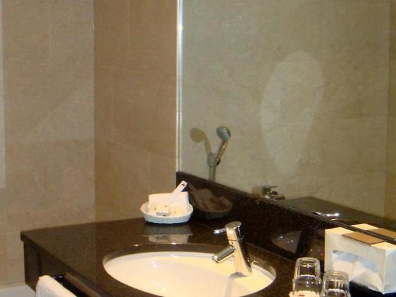 D841F701A83728F4091DBF0A91A7D9D2