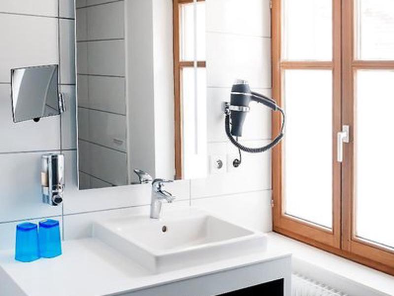 D90913280A433BAC963A341D64A7B3D0