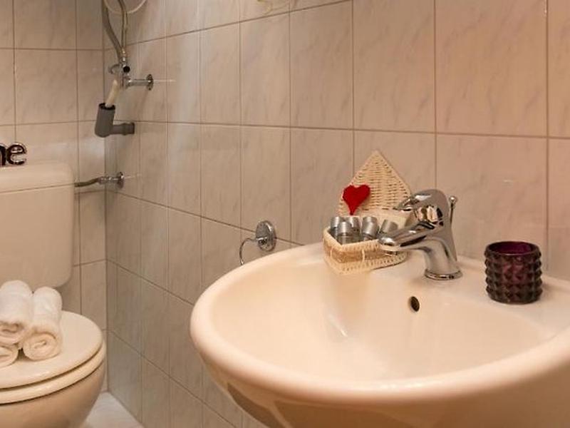 047535347F891C01F38F8AF6798E373D