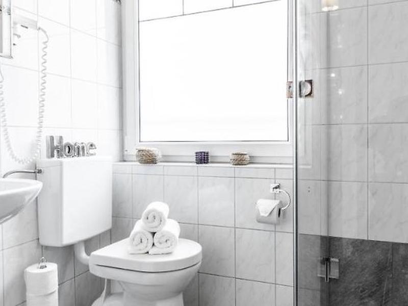 5D7296718F3F97F37814CC5C3661463F