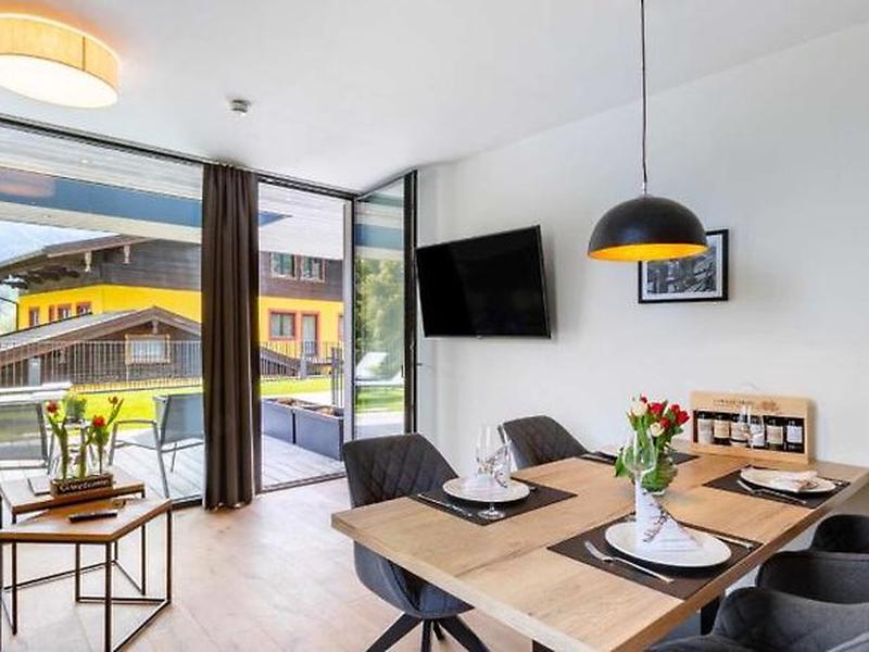 AAB19B7EFDBEF3E7CE2729A16143A27B