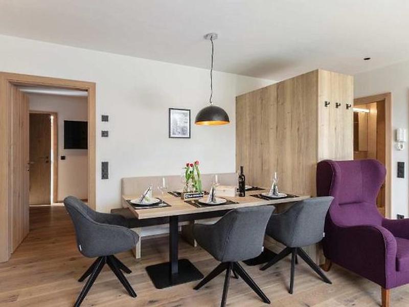 737F4288EE247B5737E6A050A9C307C8