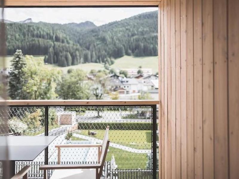 423DF02D0FCB8D27BBD89F0174C09136