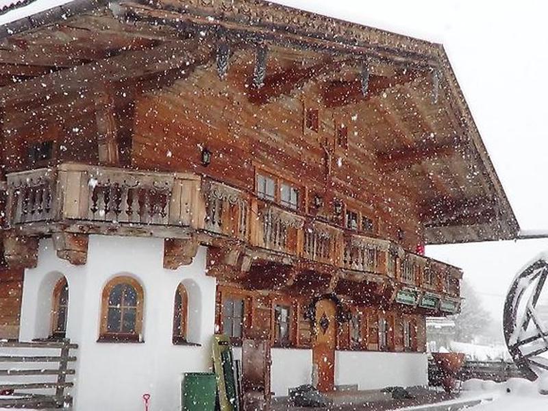 323B6E055B281DA019D8596086B55CE9