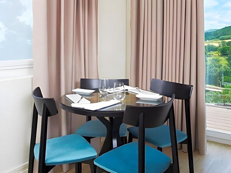 19ED522D258C06BC8852A2FFFA9AACC0