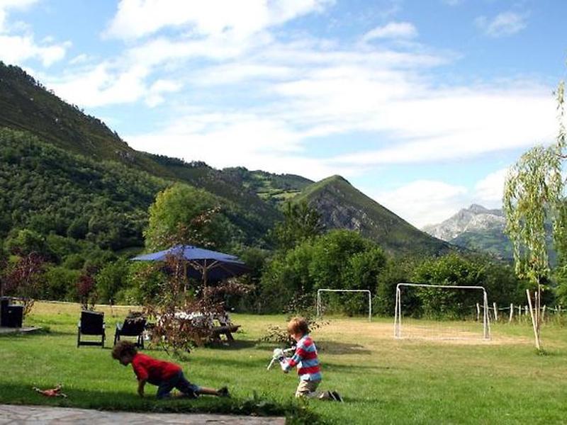 558D68BD257EFF1B2CFD61FC12F5C831