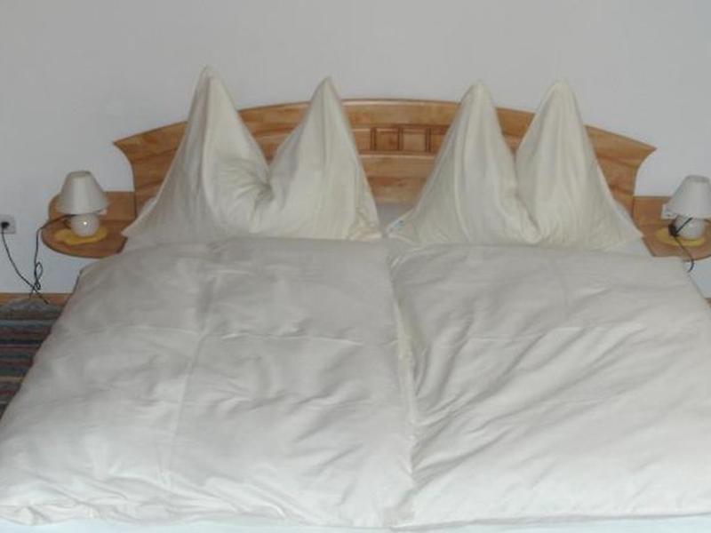 7E563F82695D1AC849AF1CF8E1A6E9BB