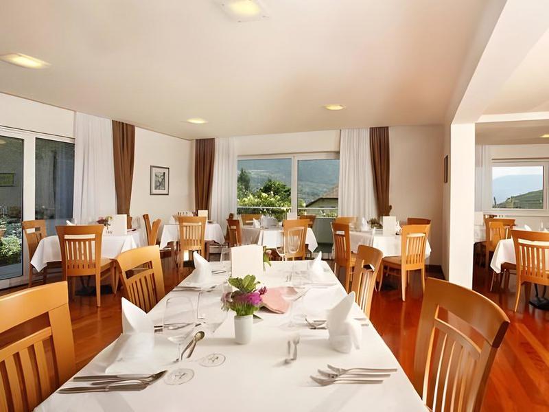 AA6E2B7F34665652859EC48254BD4BC1