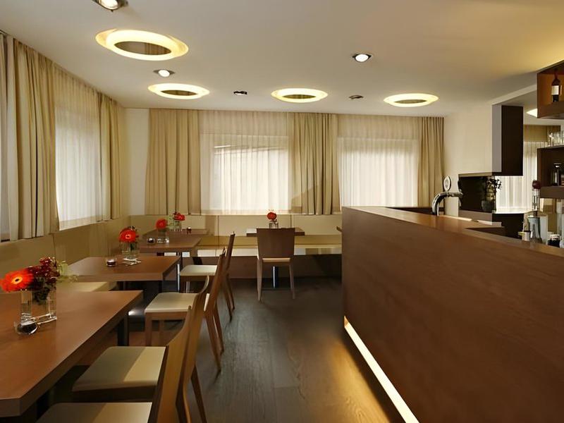 8383621F5450AEE733537FF2D90FEFD4