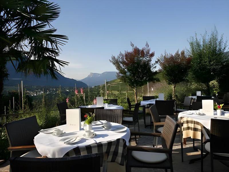 7C541D6A397A89D94BA48C22C46F83E0