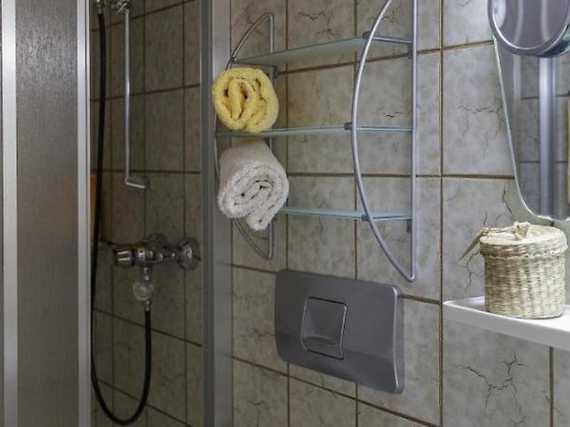 E6E20B5EB432B5F30169CF4B5E11B1A6