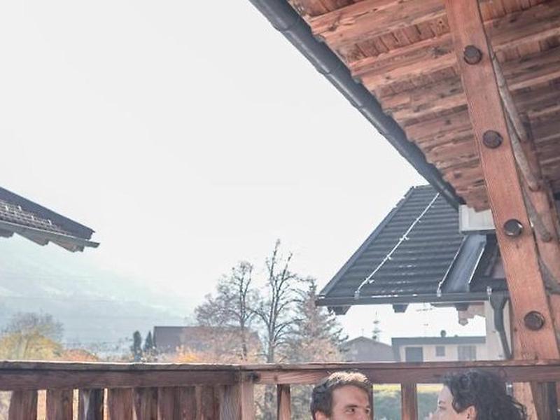 3C316A848720F9462F04E4796D8D9DBA