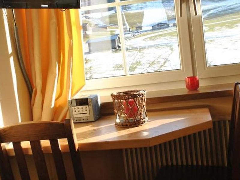 CFD3E196F6001E4B9085B8CFFD00C12B